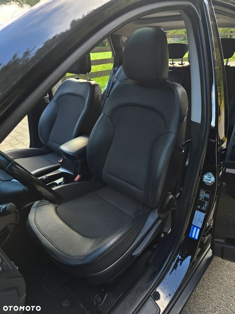 Hyundai ix35 2.0 GDI Premium 2WD - 20