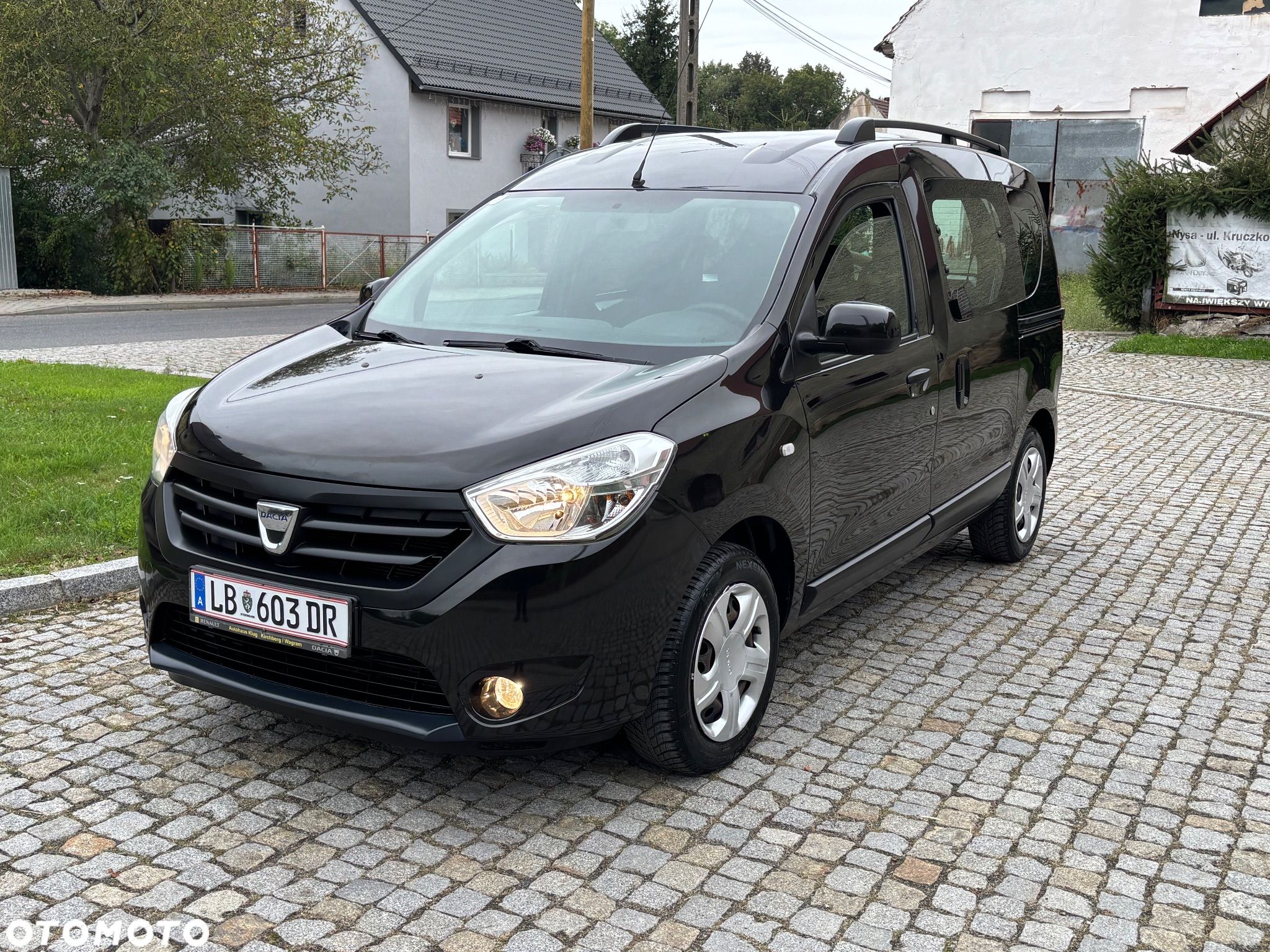 Dacia Dokker 1.6 MPI 85 Ambiance - 1