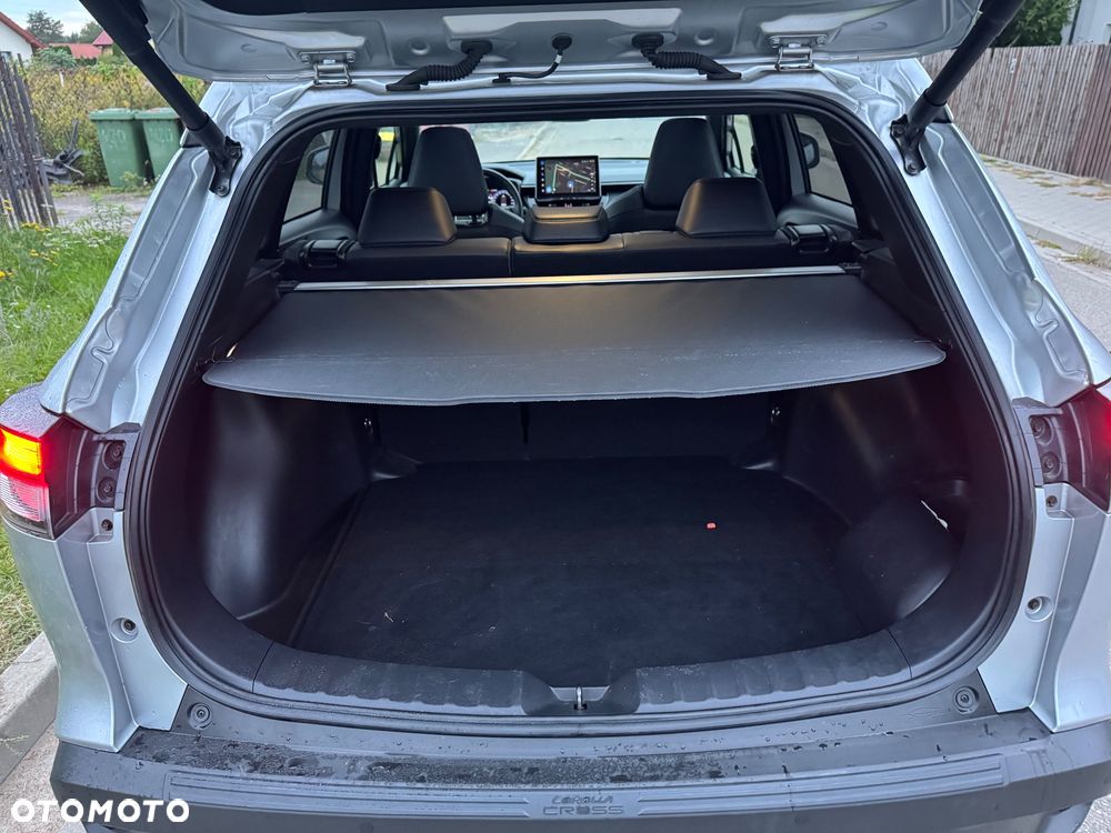 Toyota Corolla Cross 2.0 Hybrid Executive - 21