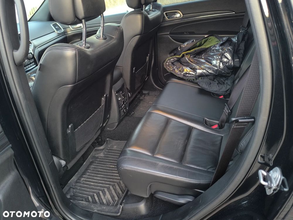 Jeep Grand Cherokee - 13