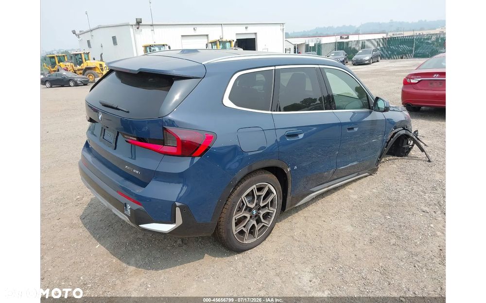 BMW X1 xDrive25i xLine sport - 8