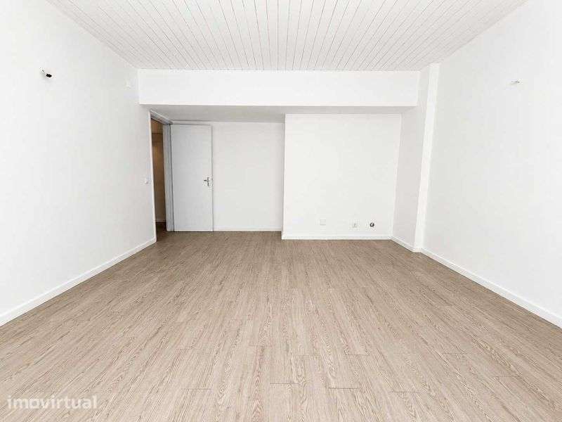 Apartamento T2 Monte Estoril - Grande imagem: 3/12