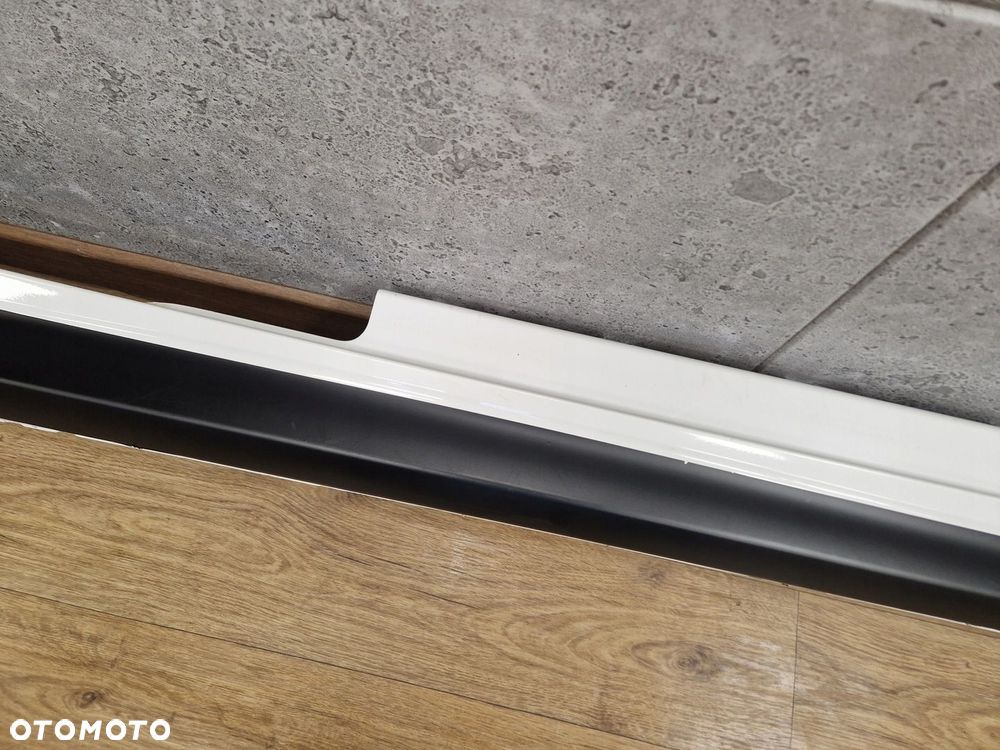 BMW F32 M-PAKIET LISTWA PROGOWA NAKŁADKA PRAWA M-PAKIET A300 BIAŁA 8054540 - 3