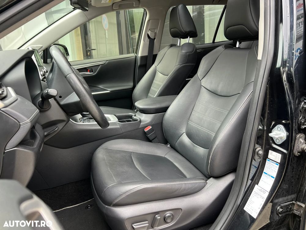 Toyota RAV4 2.5 Hybrid VVT-iE 4x4 Luxury Premium - 18