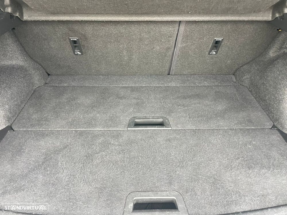 Nissan Qashqai 1.5 dCi N-Connecta - 32