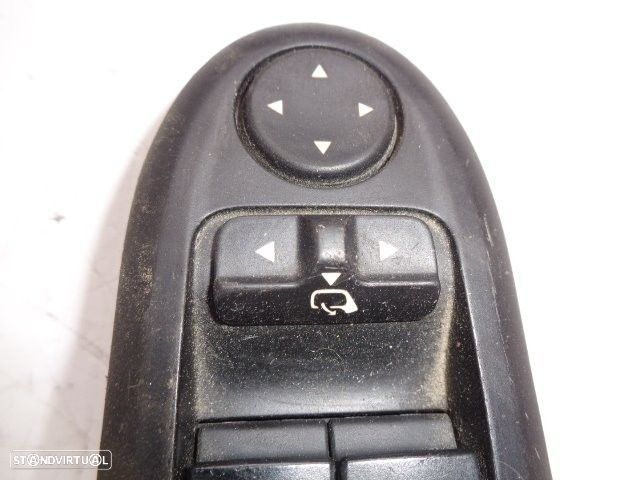 COMANDO ELEVADOR DE VIDRO FRONTAL ESQUERDO PEUGEOT 407 2004 -96468704XT - 2