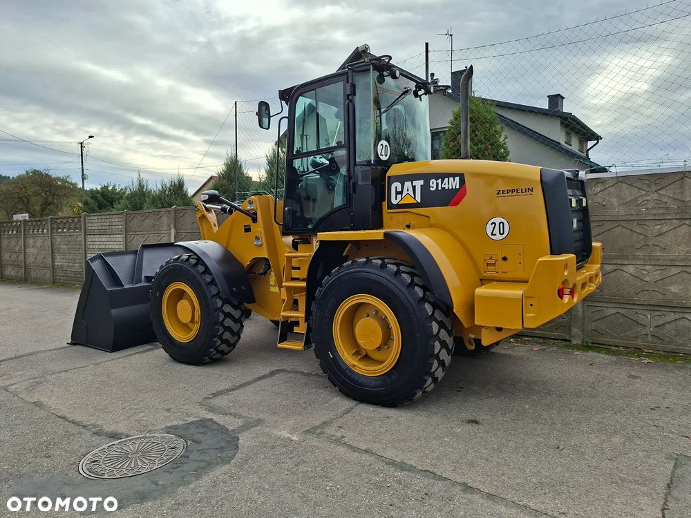 Caterpillar CAT 914 M - 4