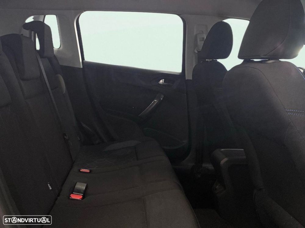 Peugeot 2008 1.2 PureTech Active - 17