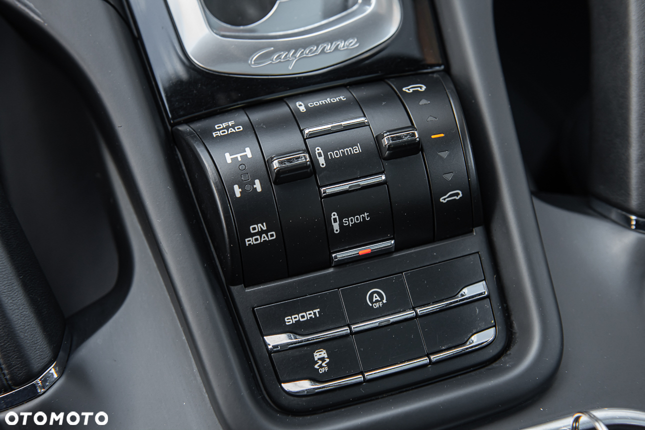 Porsche Cayenne Diesel Platinum Edition - 26