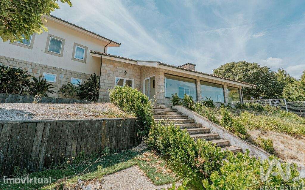 Casa / Villa T4 em Lamego - Grande imagem: 4/40