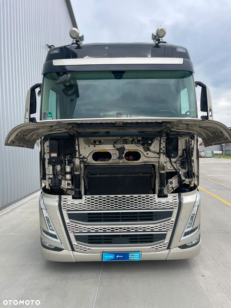 Volvo FH 460 GLOBETROTTER I-SAVE - 4