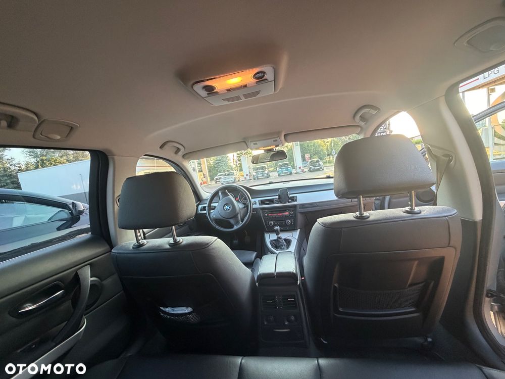 BMW Seria 3 - 10