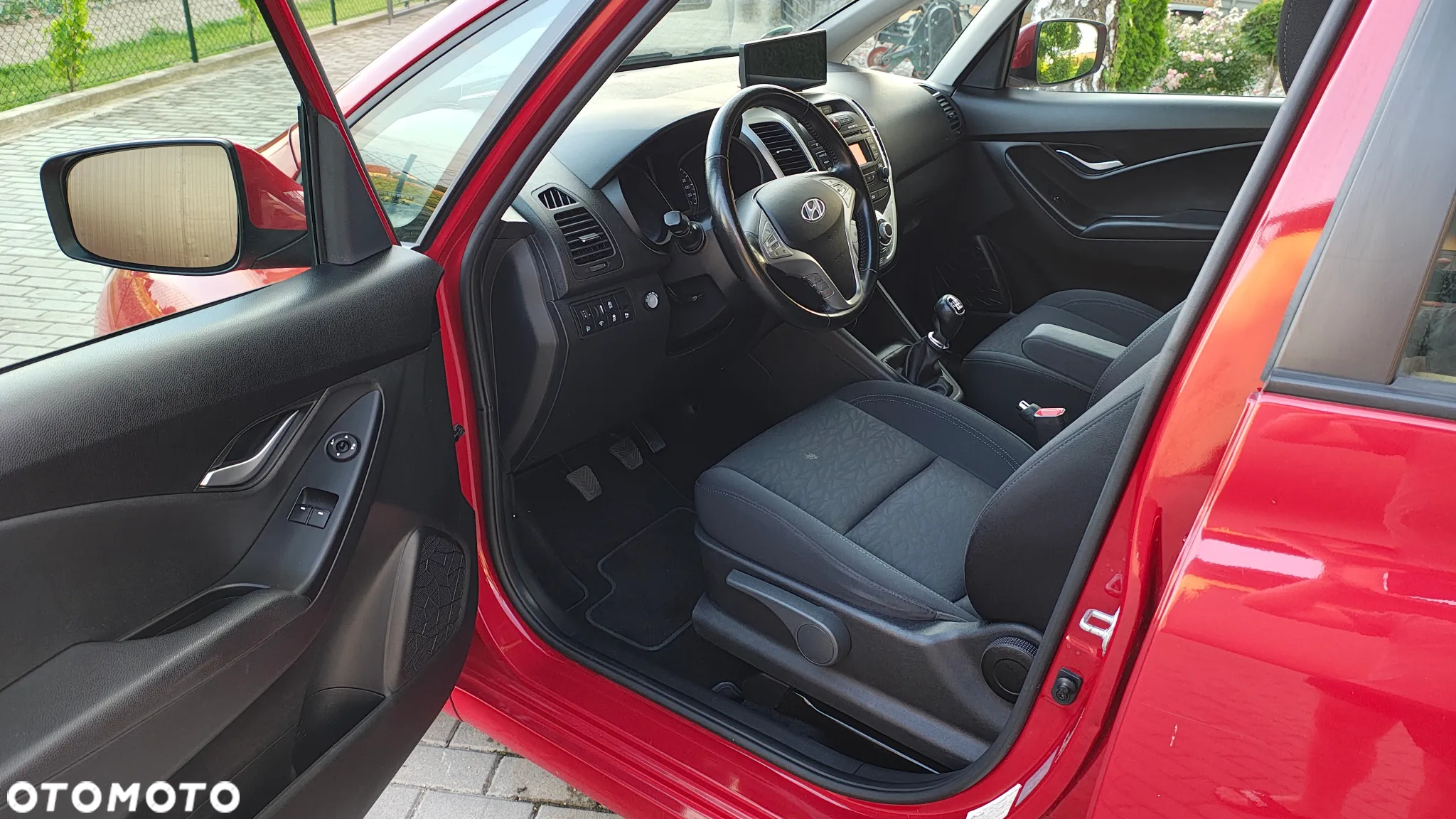 Hyundai ix20 - 9
