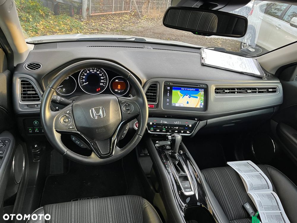 Honda HR-V 1.5 i-VTEC CVT Executive - 10