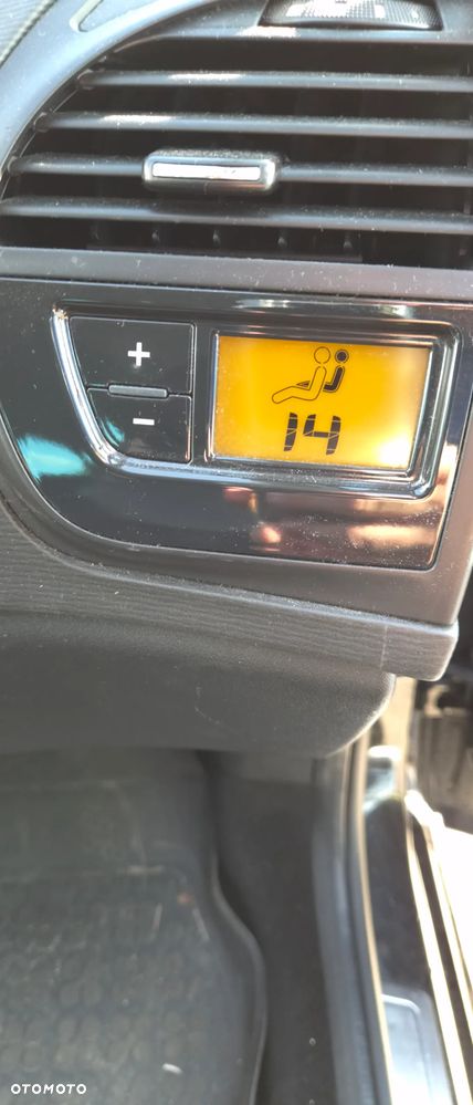 Citroën C4 Grand Picasso - 15