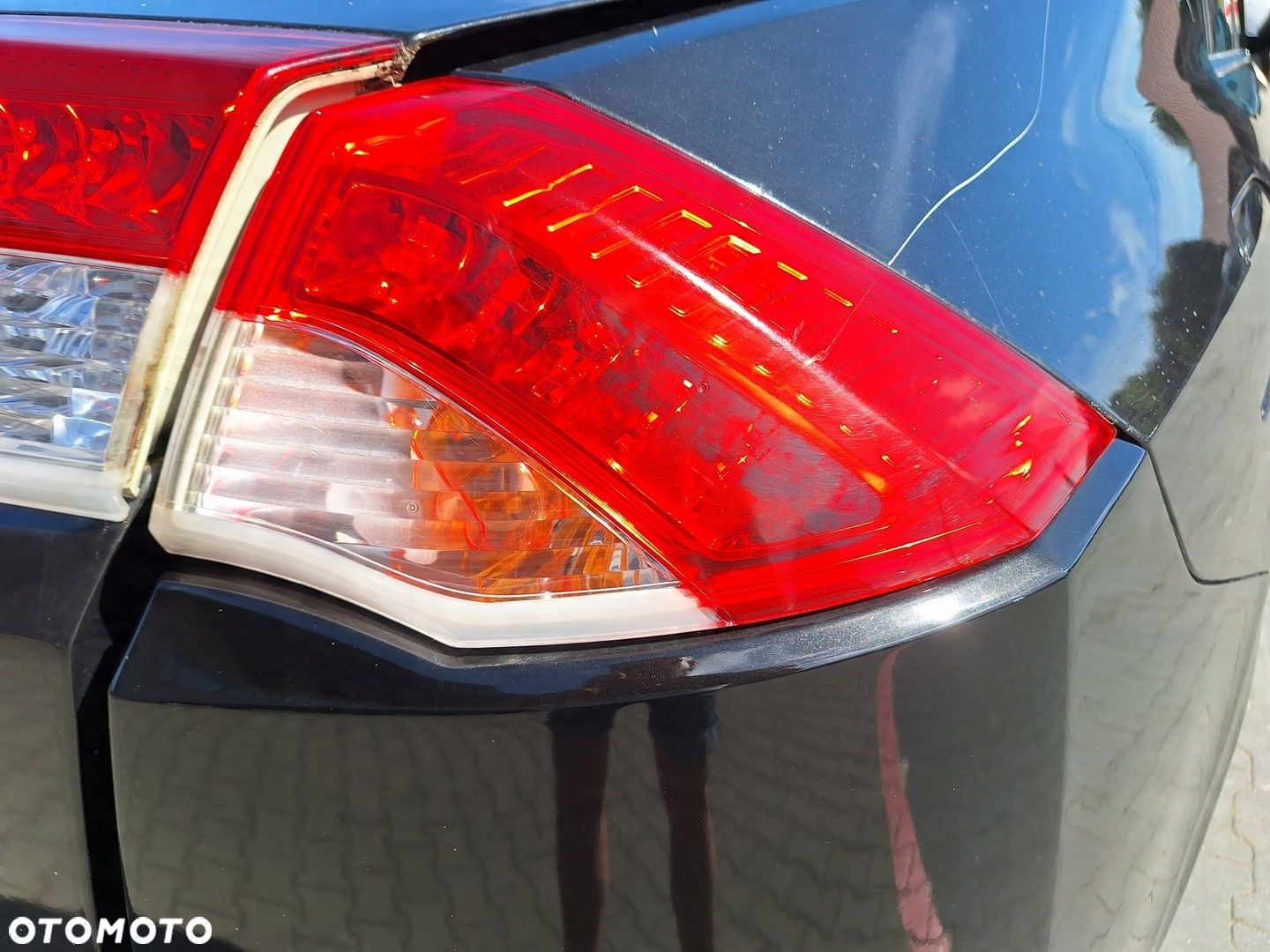 RENAULT LAGUNA 3 III 5D LIFTBACK HATCHBACK 07-13 LAMPA TYŁ PRAWA BŁOTNIK - 2
