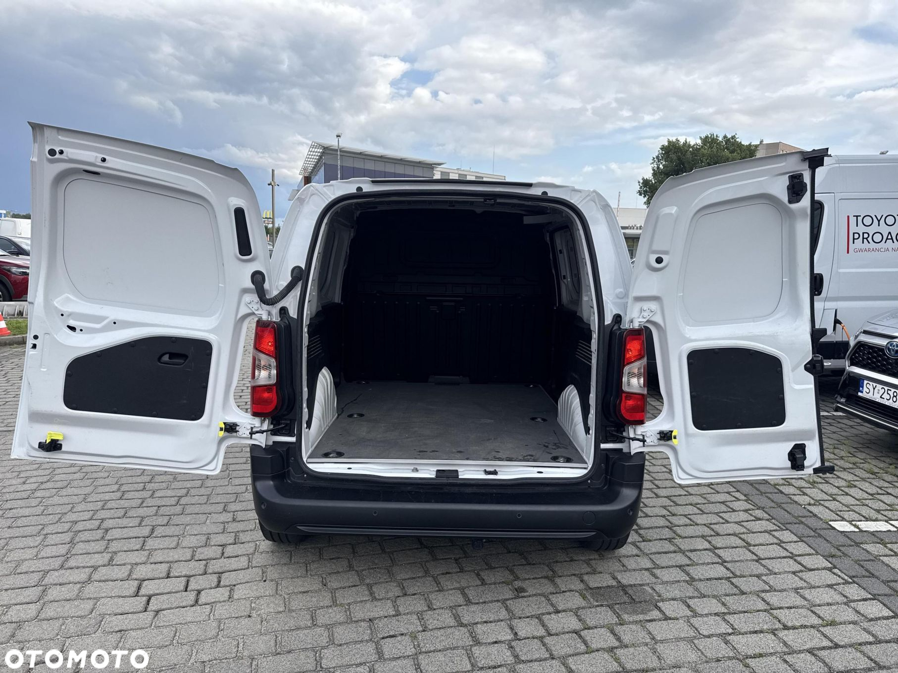 Toyota PROACE CITY - 19