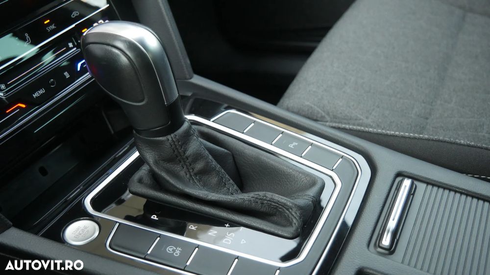 Volkswagen Passat 2.0 TDI SCR DSG Business - 6