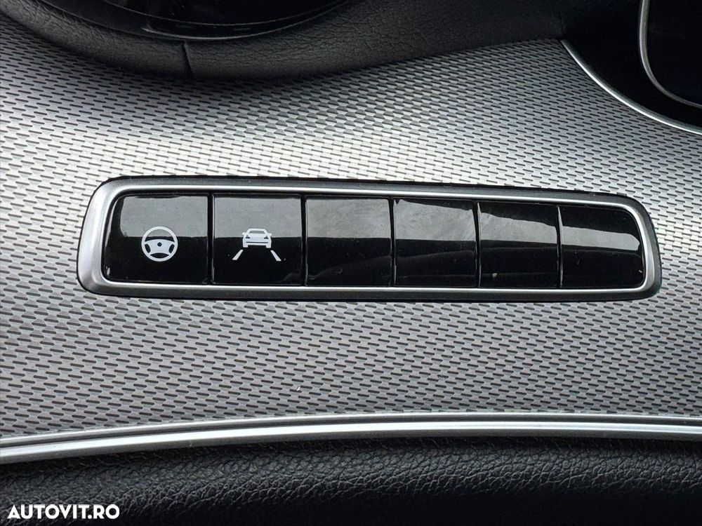 Mercedes-Benz E 220 d 9G-TRONIC AMG Line - 6