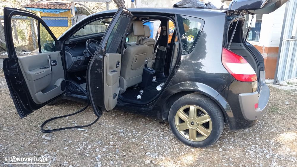 Renault Scénic 1.5 dCi Confort Expression - 9