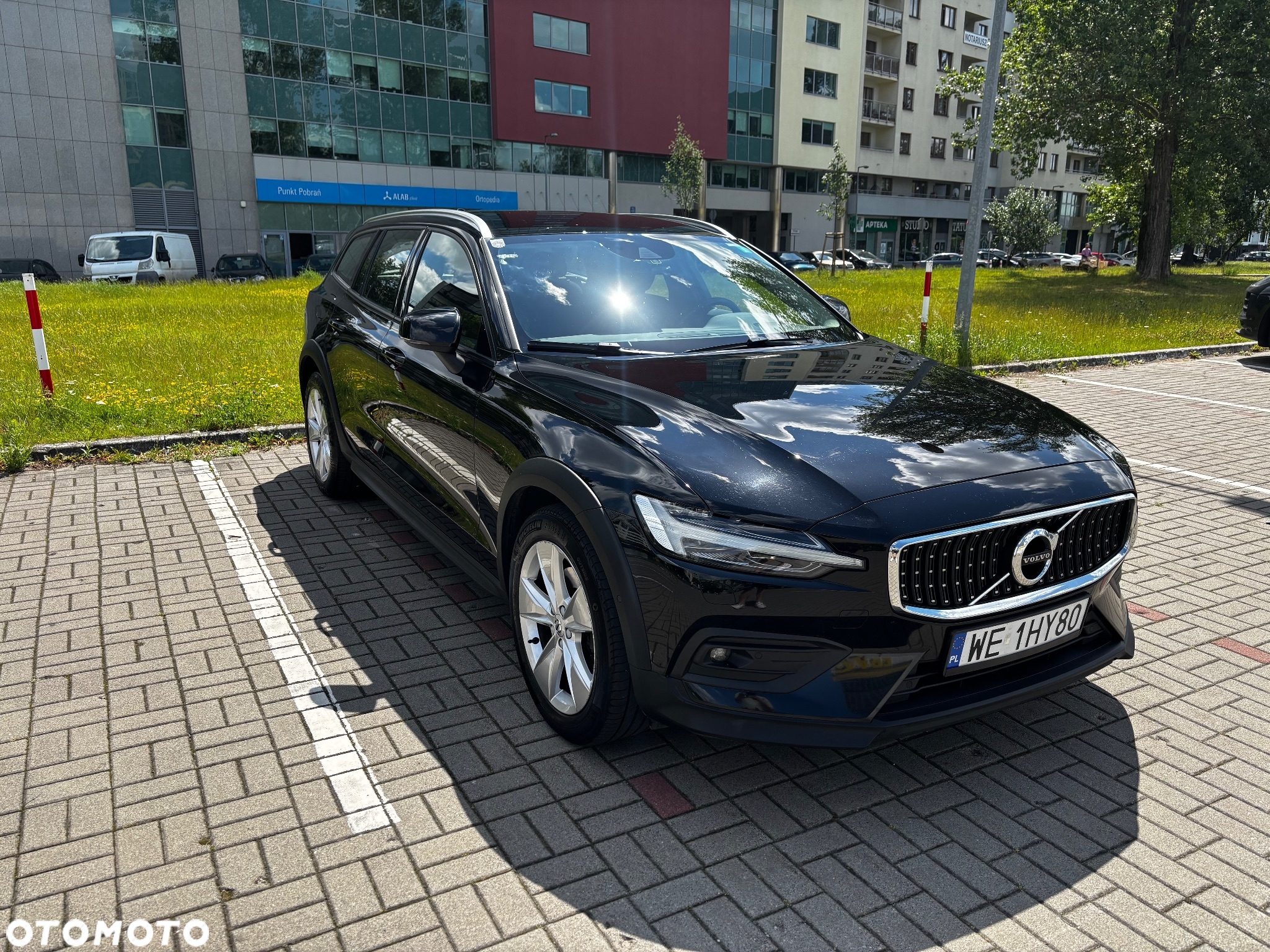 Volvo V60 Cross Country B4 D AWD Plus - 3