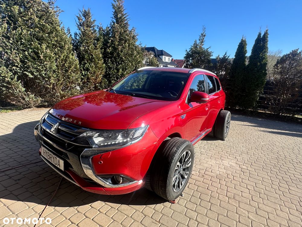 Mitsubishi Outlander 2.0 4WD Top - 20