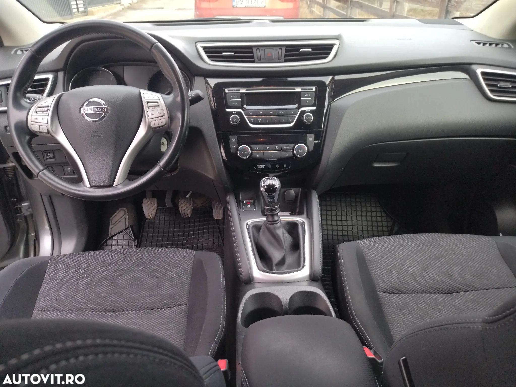 Nissan Qashqai 1.6 DCI Start/Stop N-Connecta - 7