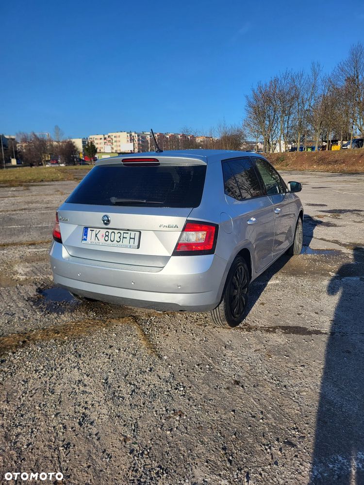 Skoda Fabia - 10