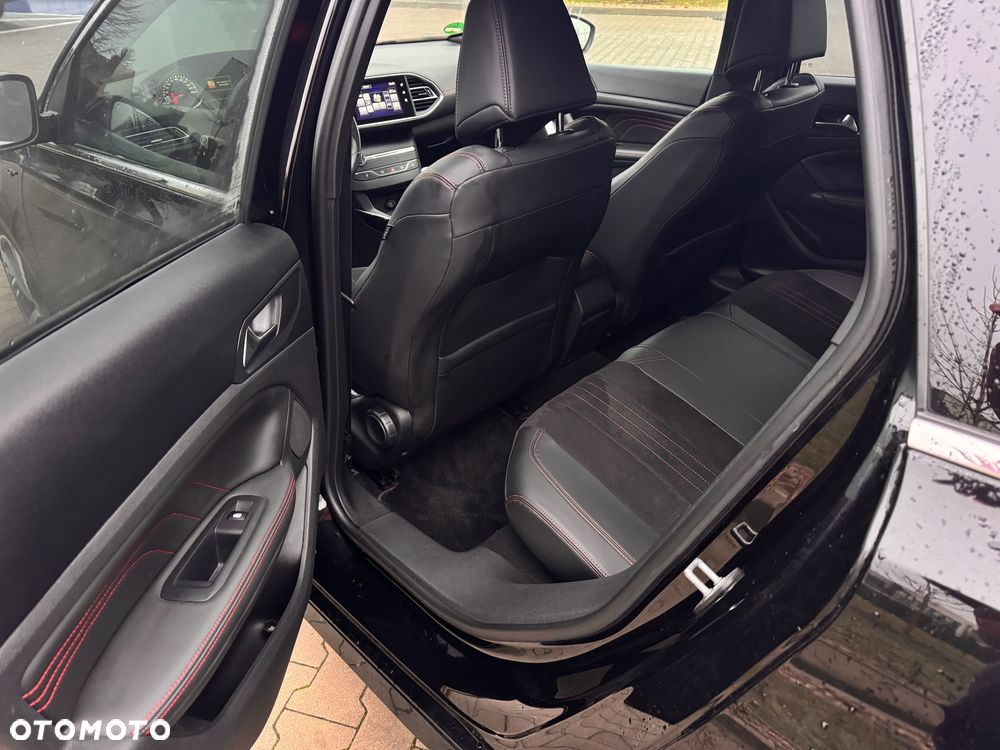 Peugeot 308 1.6 e-THP GT S&S - 13