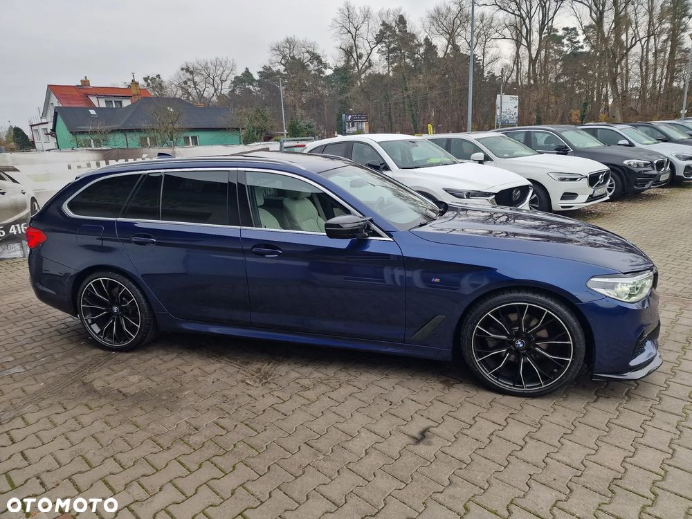 BMW Seria 5 520i M Sport Edition - 11