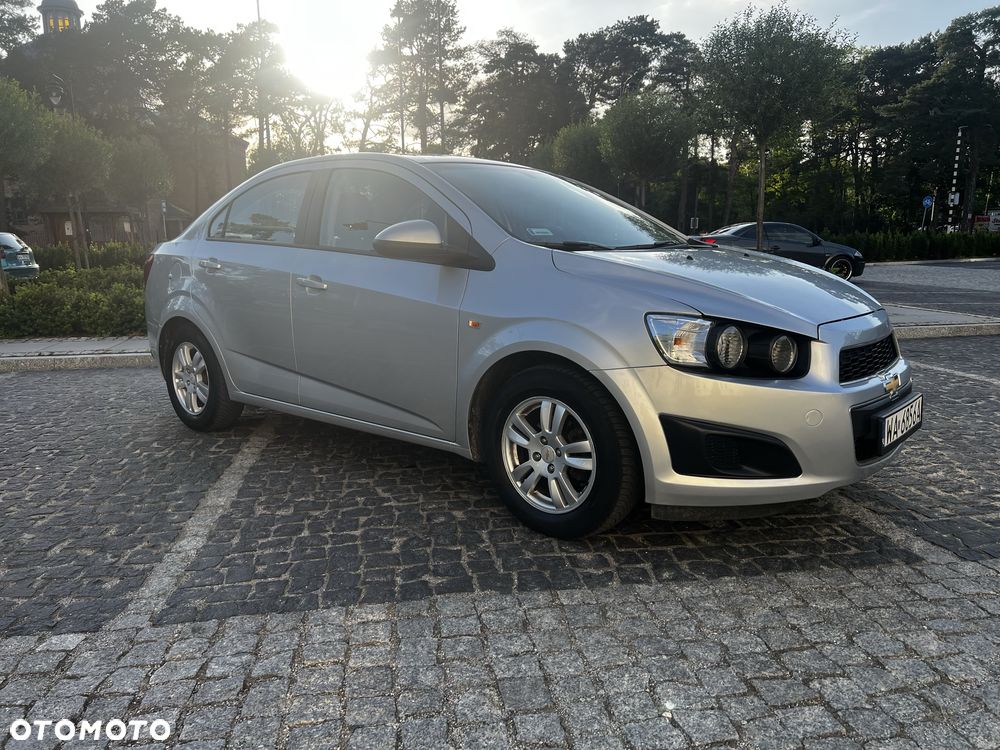 Chevrolet Aveo - 8