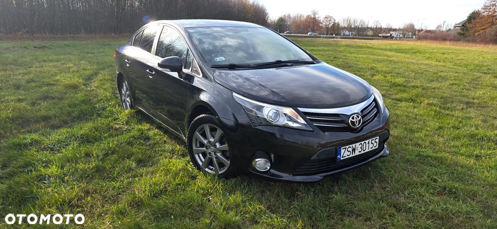Toyota Avensis 2.0 D-4D Premium - 3