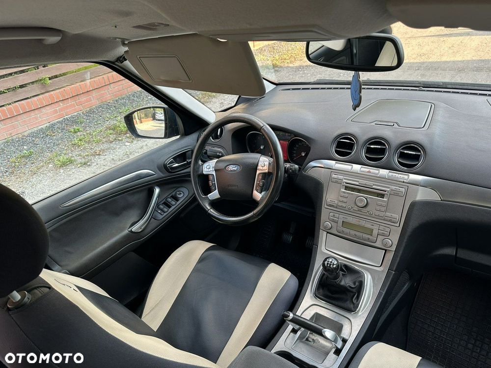 Ford S-Max - 4
