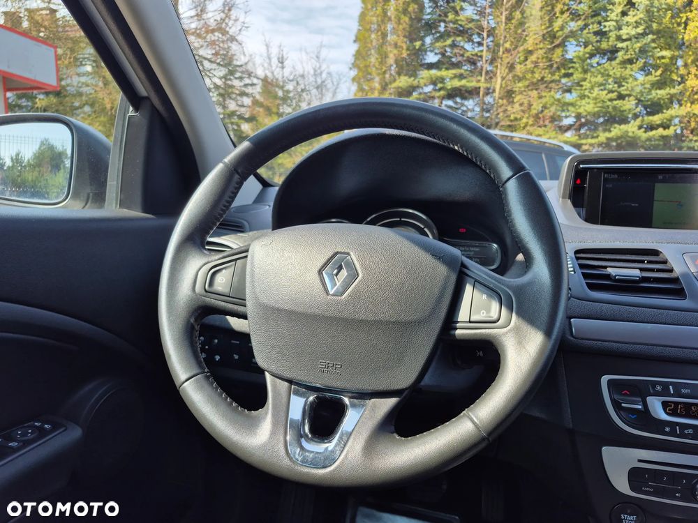 Renault Megane ENERGY TCe 115 Start & Stop LIMITED - 11
