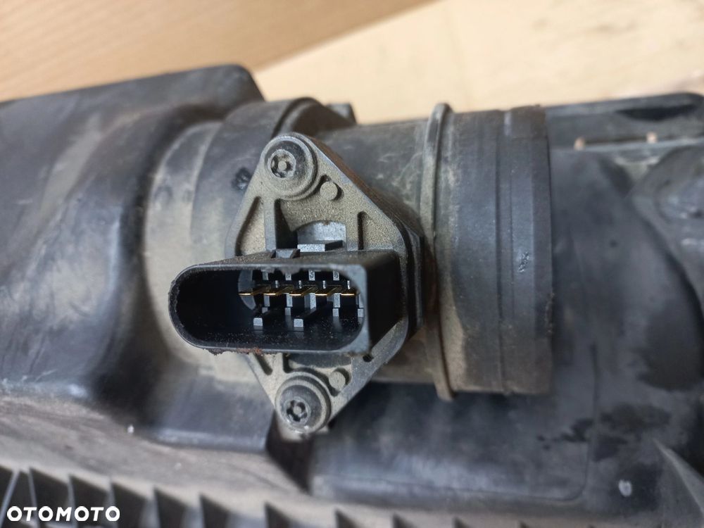 Caliber obudowa filtra powietrza przepływomierz 2,0CRD Dodge - 3