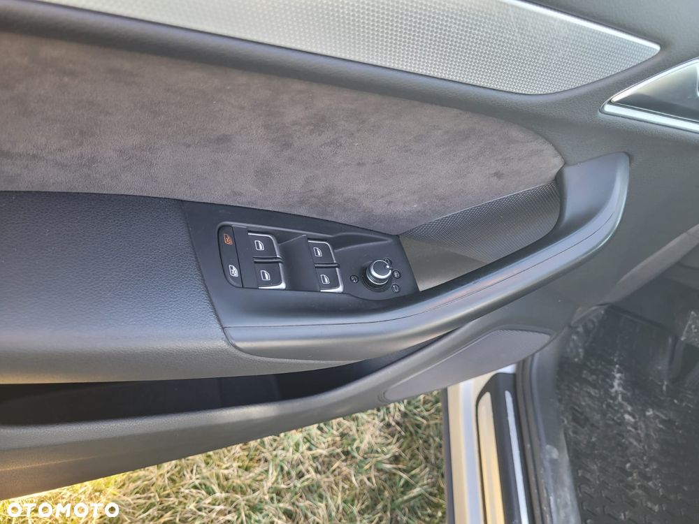 Audi Q3 2.0 TDI Quattro S tronic - 12