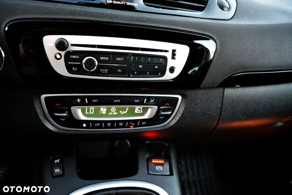 Renault Scenic 1.6 dCi Energy Bose Edition S&S - 7