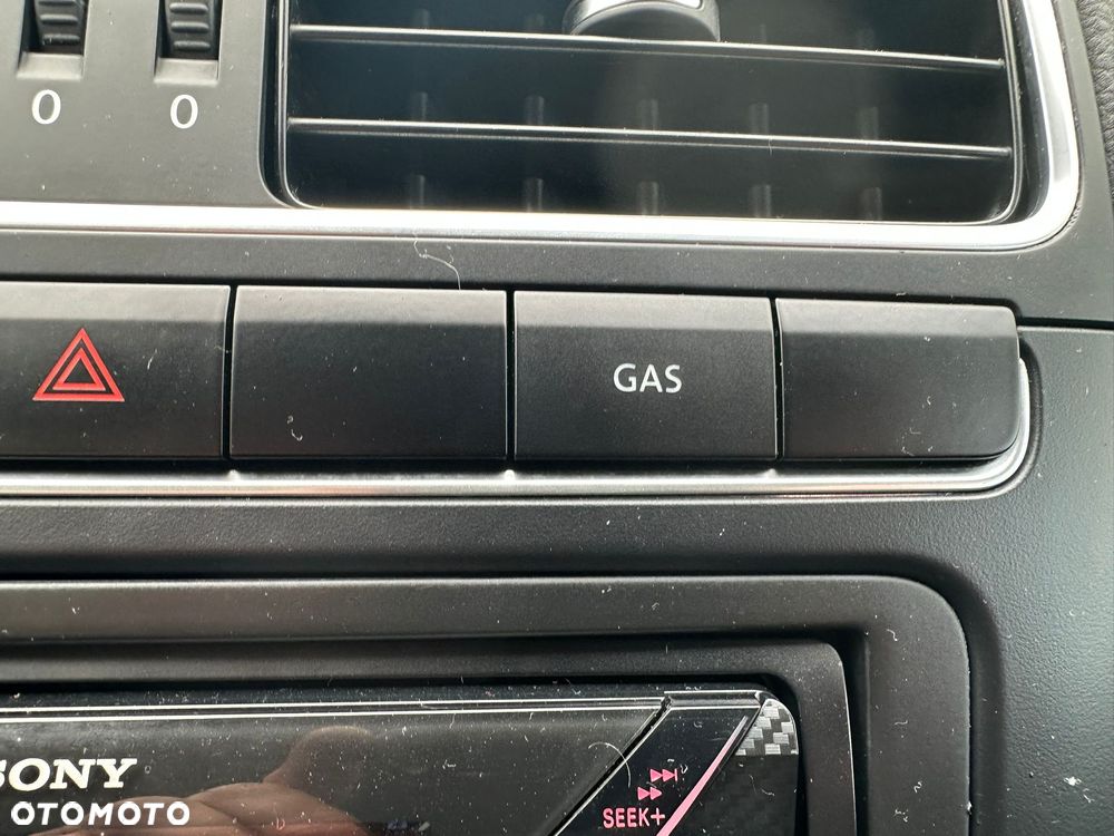 Volkswagen Polo - 36