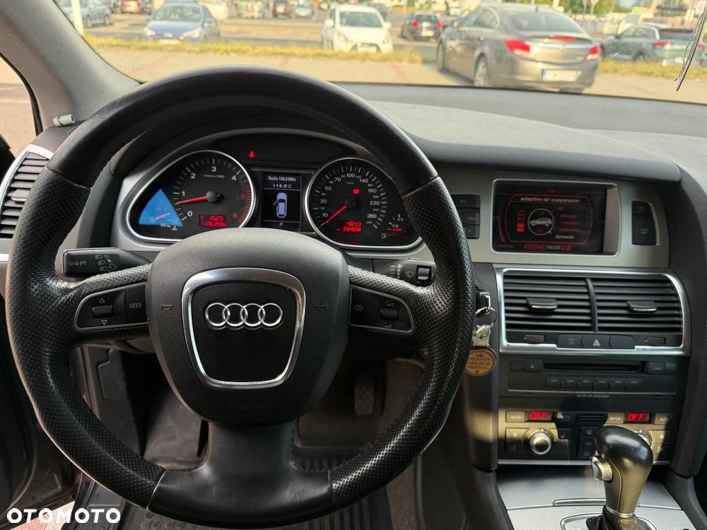 Audi Q7 - 8