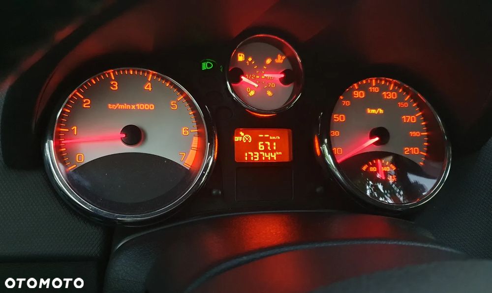 Peugeot 207 95 VTi Sport - 24