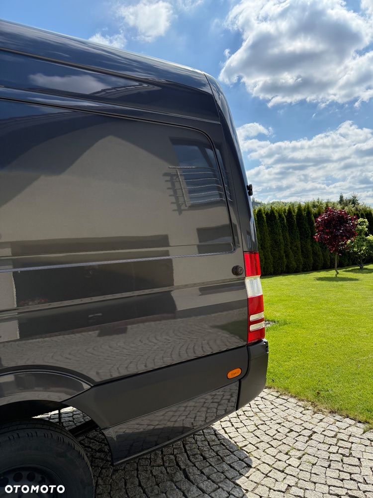 Mercedes-Benz Sprinter - 6