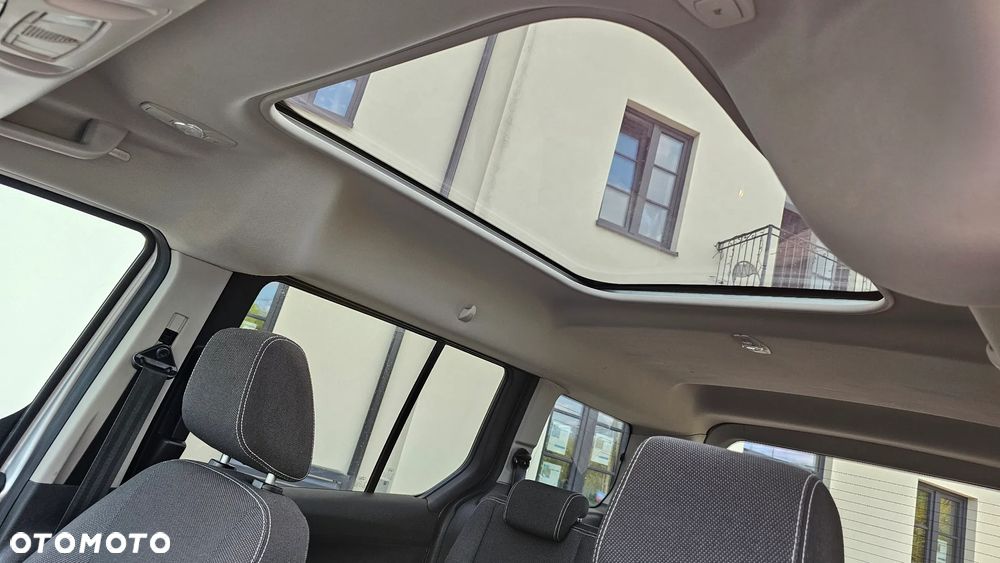 Ford Tourneo Connect Gr 1.5 TDCi Titanium PowerShift - 35