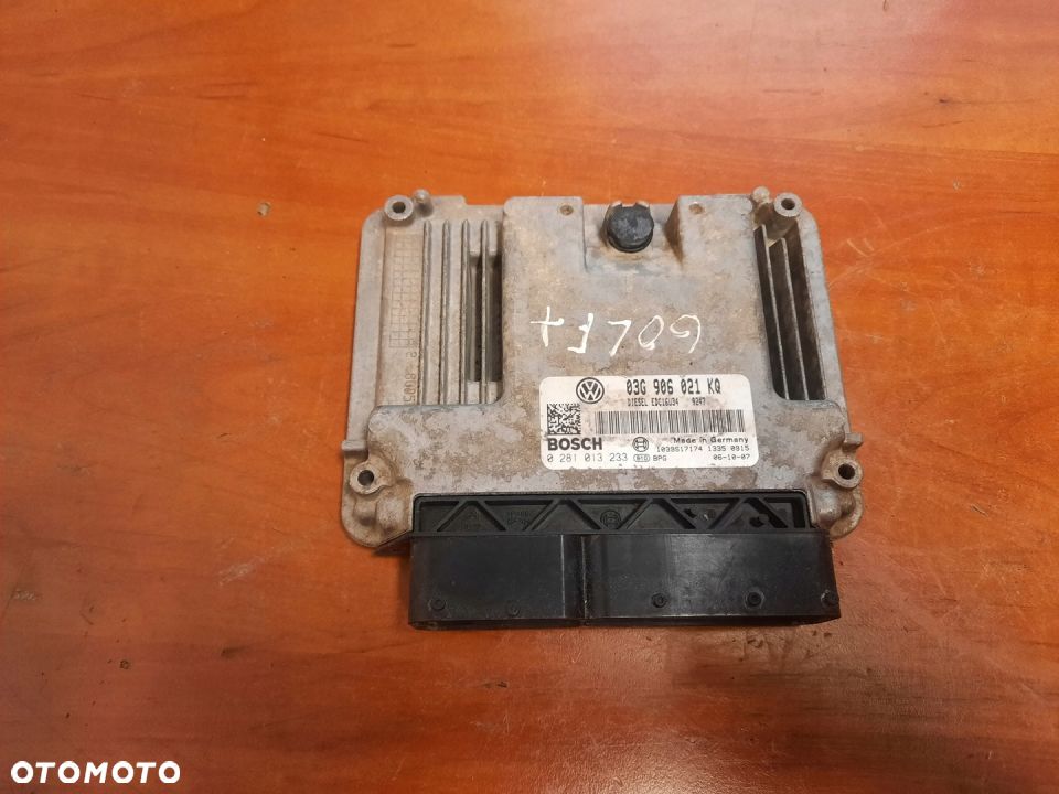 KOMPUTER STEROWNIK SILNIKA VW GOLF 03G906021KQ