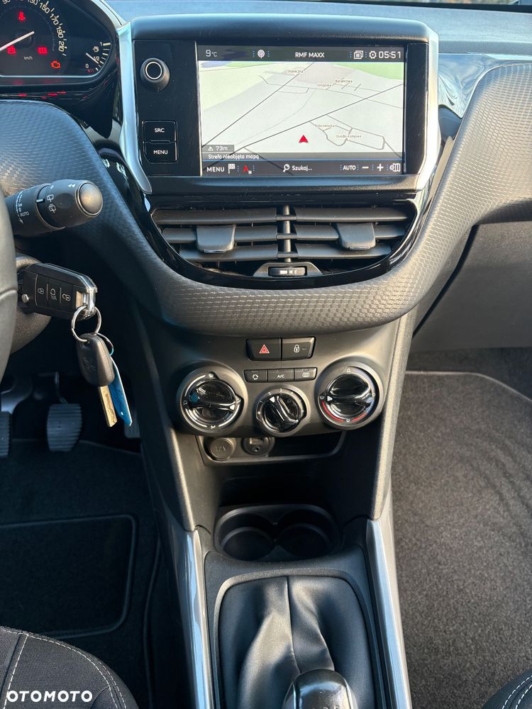 Peugeot 2008 PureTech 82 Style - 10