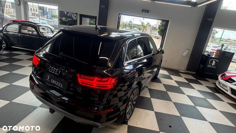 Audi Q7 - 6
