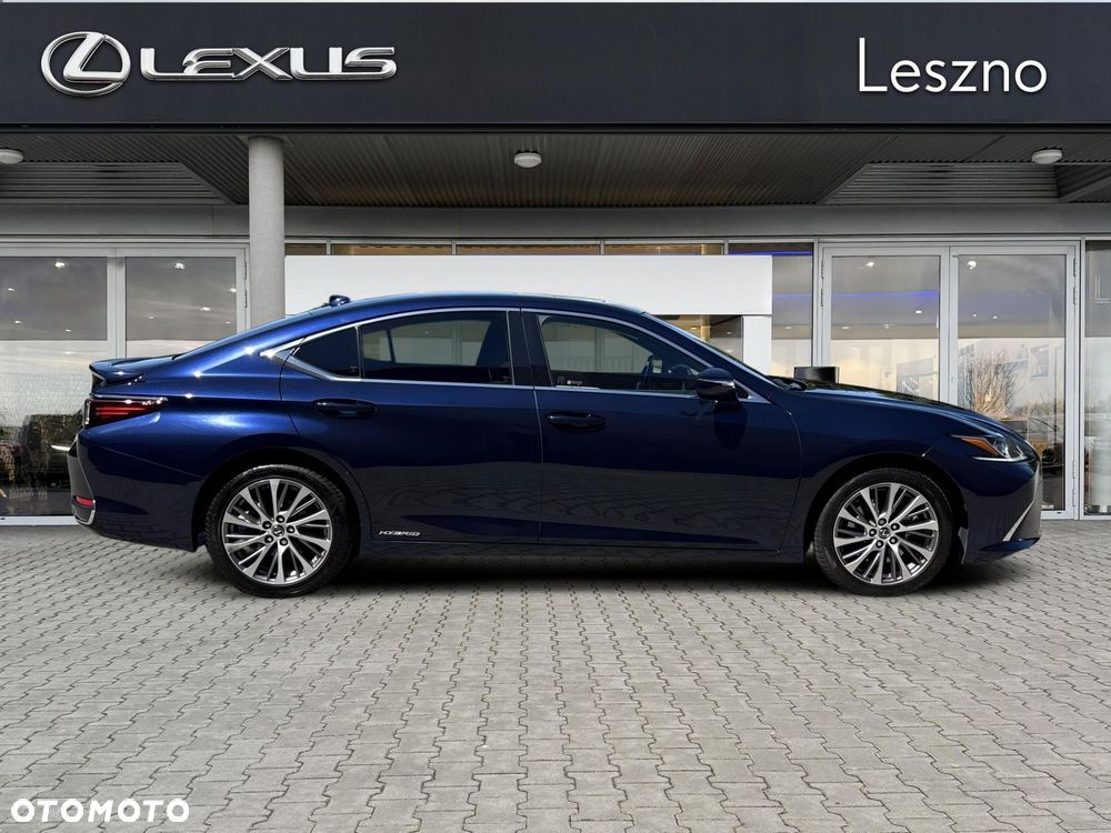 Lexus ES - 11