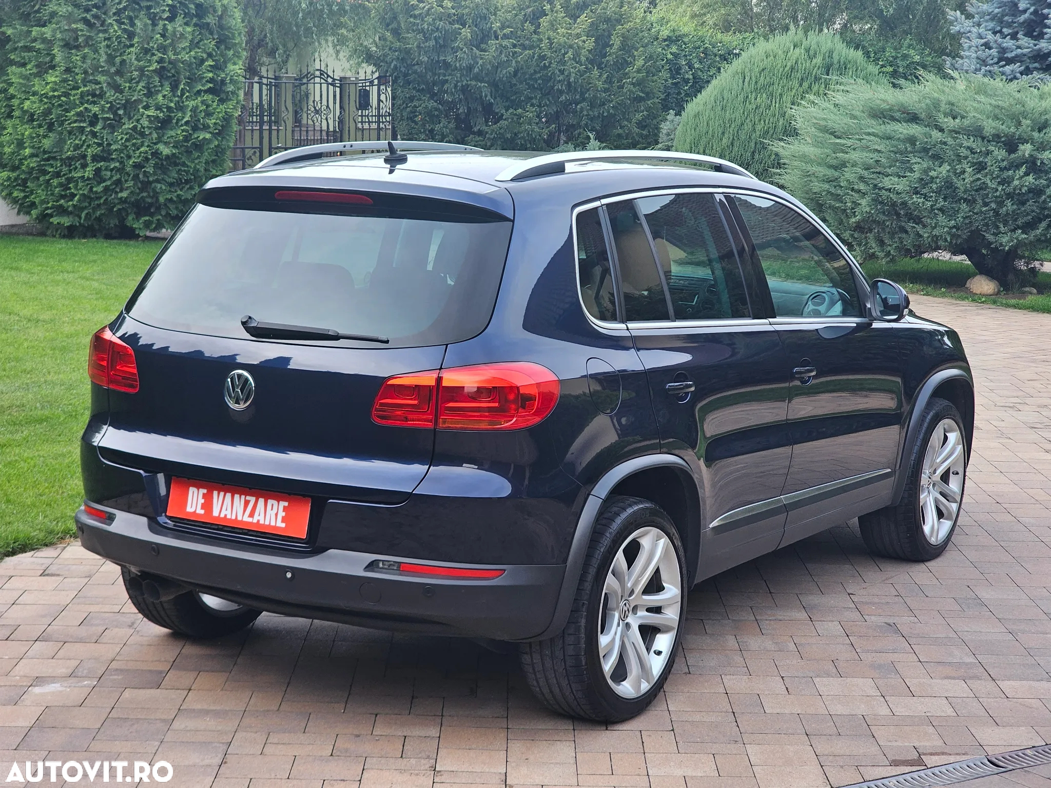 Volkswagen Tiguan 2.0 TDI 4Motion DSG Sport & Style - 15