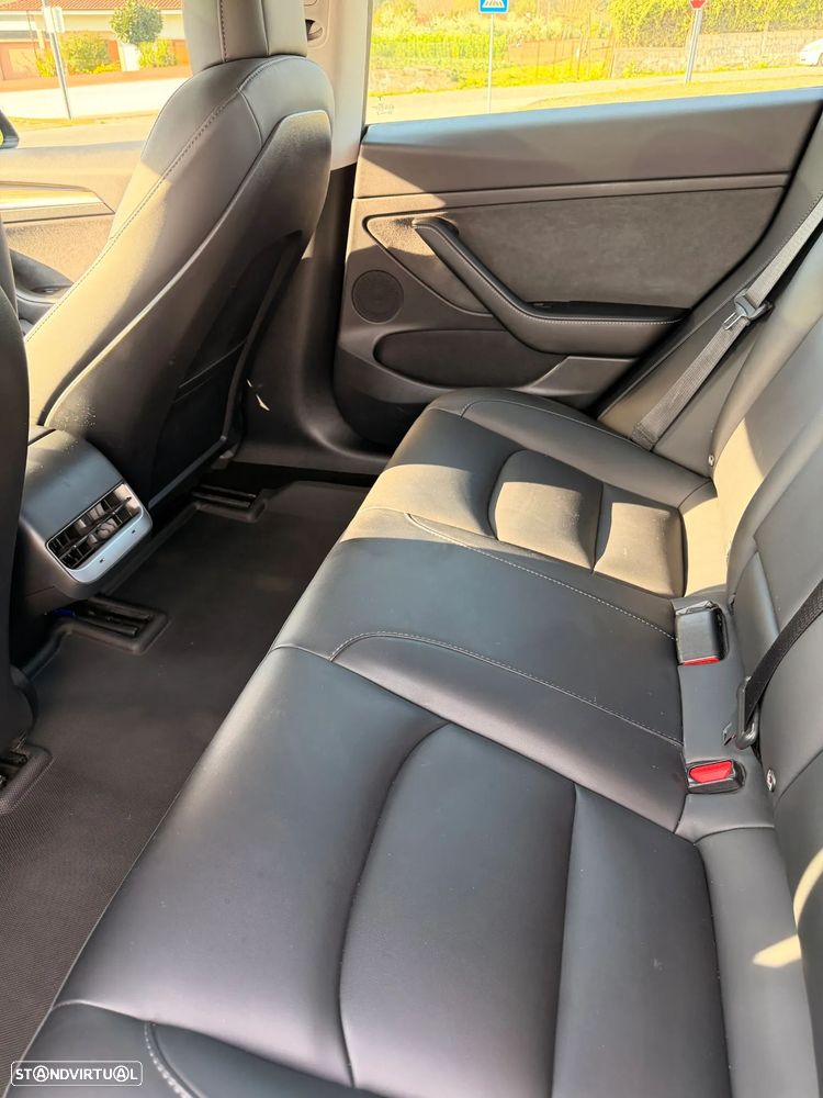 Tesla Model 3 Long Range Tração Integral Premium - 11