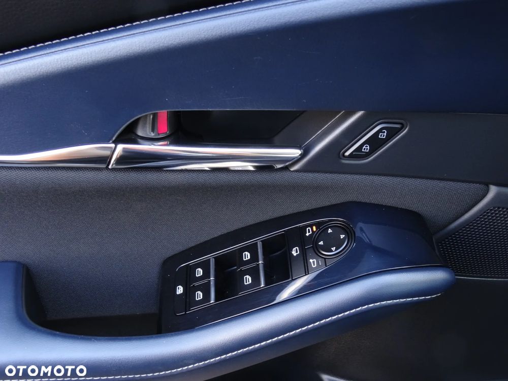 Mazda CX-30 SKYACTIV-G 2.0 M-Hybrid SELECTION - 23