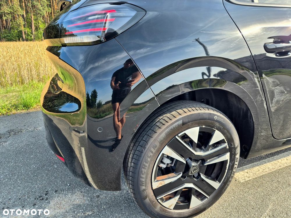 Peugeot 208 Hybrid 100 e-DSC6 Allure - 26
